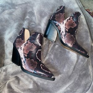 Gigietta Leather Ankle Booties from Vince Camuto